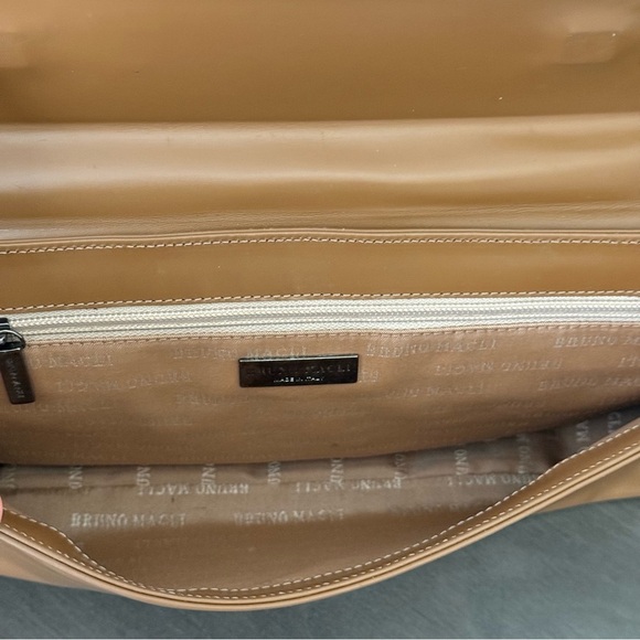 Bruno Magli Shoulder Bag Vintage Butter Yellow - Picture 8 of 9